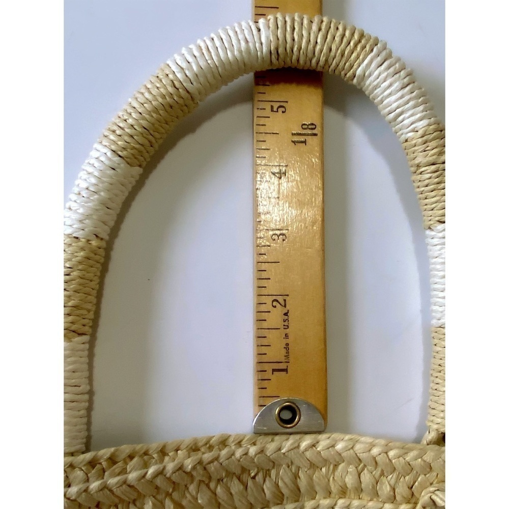 Altru straw tote with tassels - Picture 9 of 9